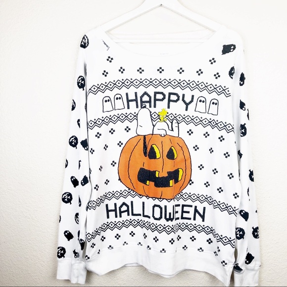 peanuts Tops - Peanuts brand light Halloween Sweatshirt Size XL.